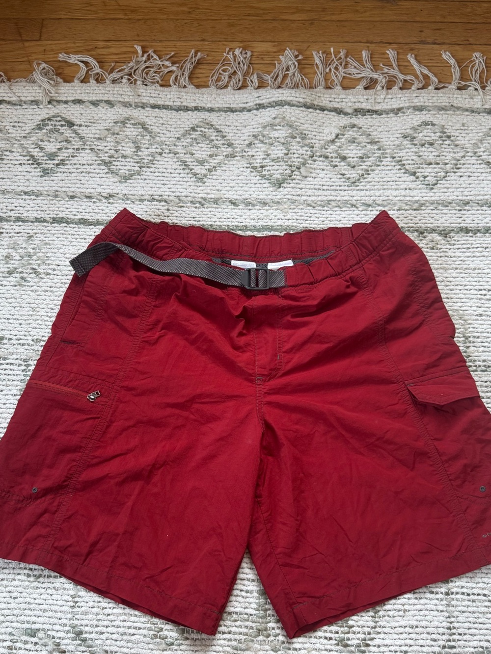 Columbia Men's Deep Red Hybrid Cargo Shorts Medium